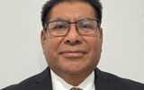 Vitro's Roberto Cabrera named Phoenix glass person of the year