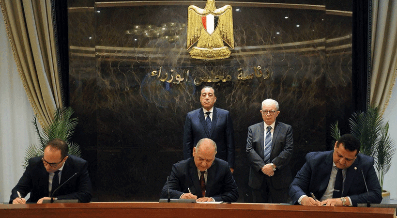 Egyptalum plans a $900 million aluminium smelter expansion at its Nag Hammadi, Egypt smelter.