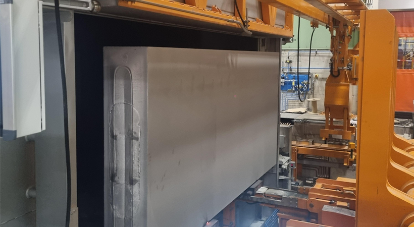 Novelis expects to cut emissions by approximately 4,500 tonnes CO2eq per year at the Sierre facility thanks to the electric furnace.